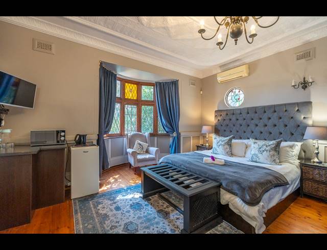 7 BEDROOM HOUSE FOR SALE IN SELBORNE